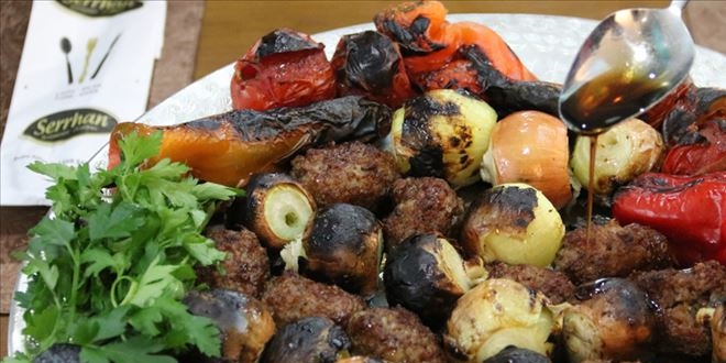 Tescilli 'Urfa soan kebab' damak atlatyor