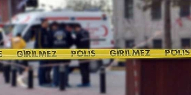 Kayseri'de tr durakta bekleyen belediye otobsne arpt: 11 yaral