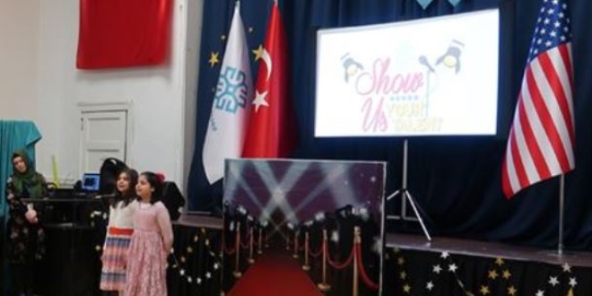 ABD Maarif Okulu rencileri 'Yetenek Show' gecesinde hnerlerini sergiledi