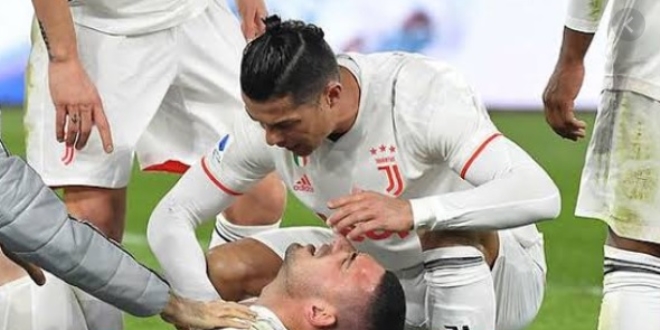 Ronaldo'dan Merih Demiral'a destek: Gemi olsun kardeim