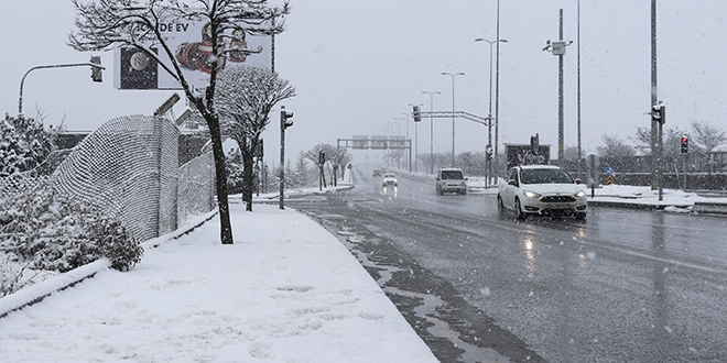 Ankara'da kar ya etkili oldu