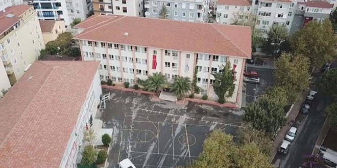stanbul'daki ar hasarl okul binalar yklacak