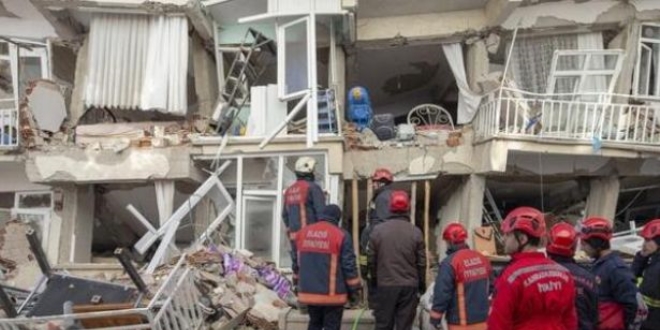 AFAD, Elaz ve Malatya'da 18 bin 663 depremzedeyle destek grmesi yapt