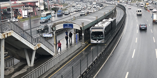 BB'nin metrobs duraklar arasndaki zam oran yzde 79