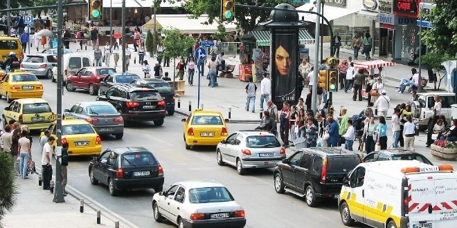 stanbul'un alveri caddeleri olumlu sinyaller veriyor