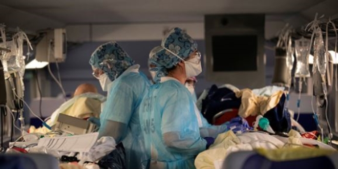 Fransa'da son 24 saatte 471 hasta hayatn kaybetti