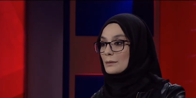 Esra Elönü: Konuğumun ifadelerine müdahale etmem gerekirdi - Memurlar.Net