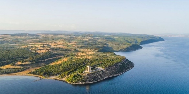 anakkale'de ehitlikler ziyaretlere alyor