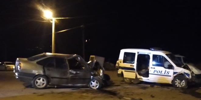 Kahramanmara'ta polis arac ile otomobil arpt: 2 l, 4 yaral