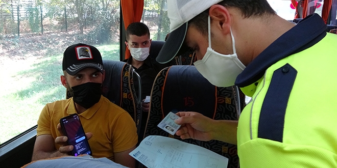 Bursa'da maske takmayan 100 bin kiiye 91 milyon ceza