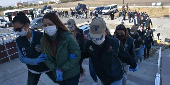 Kars belediye yneticileri 'Kobani' soruturmasnda adliyeye sevk edildi