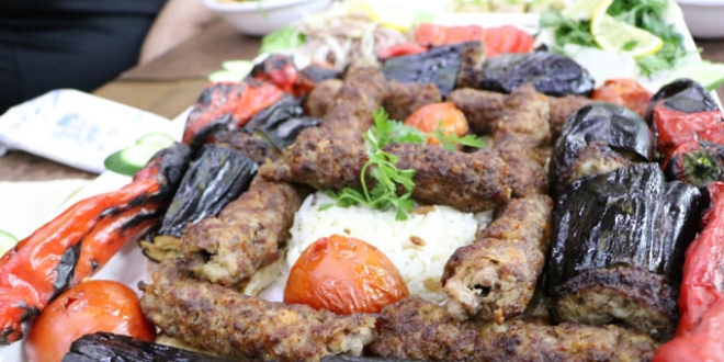 anlurfa ve Adana arasndaki 'kebap' rekabeti alevlendi