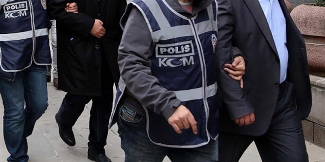 FET'nn mahrem imamlar zld! Polis tekniiyle hcre evlerini incelemiler