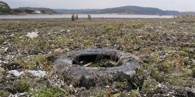 Terkos Gl 100 metre ekildi, kirlilik ortaya kt