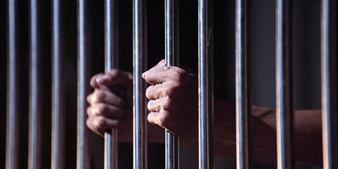 Adana'daki FET davasnda yarglanan 7 sanktan 4'ne hapis cezas
