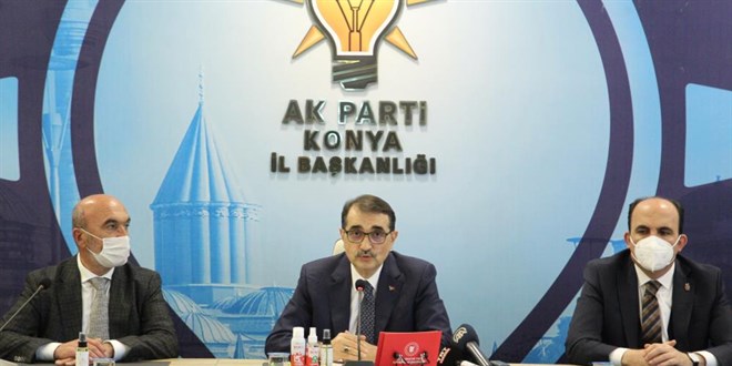 Bakan Dnmez: Konya'da 1000 megavatlk tesisin yapmna baladk