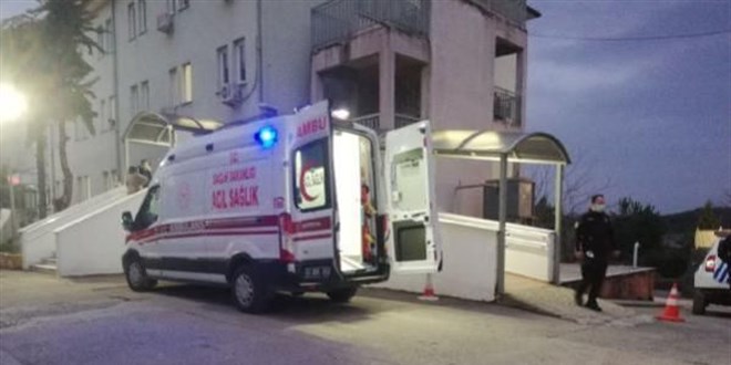 Hasta tayan ambulansn arpt ahs hayatn kaybetti