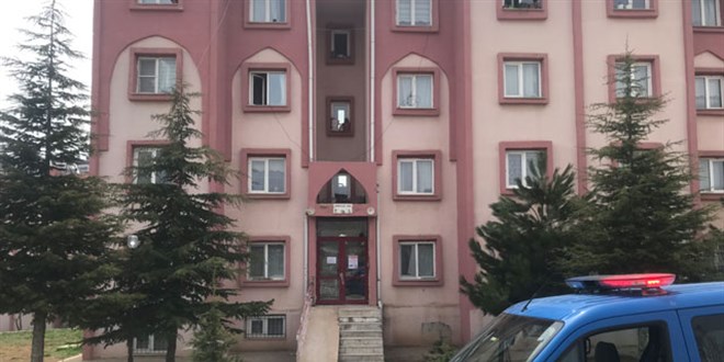 Kadnlar mant gn yapt, apartmanda 35 kii karantinaya alnd