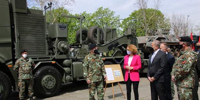 Trkiye, Kuzey Makedonya ordusuna tank tayc hibe etti