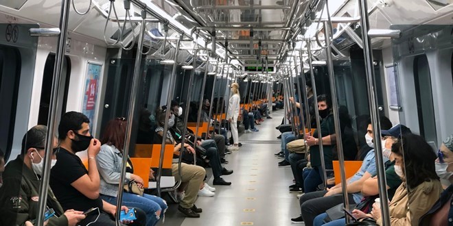 stanbul'da metro seferlerine 'tam kapanma' dzenlemesi