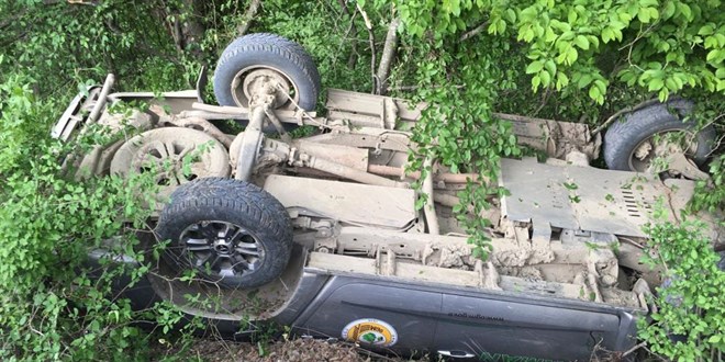 Orman letmesi'ne ait kamyonet kaza yapt: 5 yaral