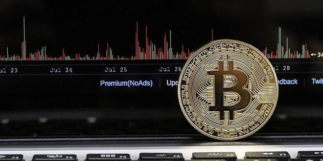 Bitcoin'in piyasa pay yzde 40'n altna indi