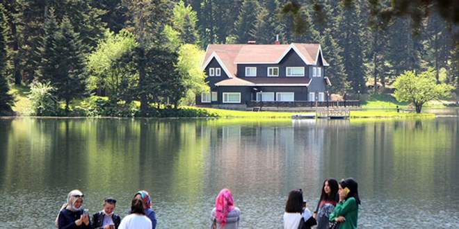 Glck Tabiat Park'na tam kapanma sonras ziyareti akn