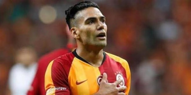 Koronavirs testi pozitif kan Falcao idmanda yer almad