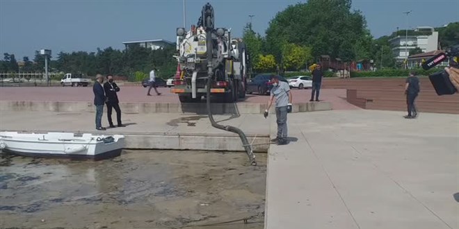 stanbul'da msilaj temizleme almalar devam ediyor