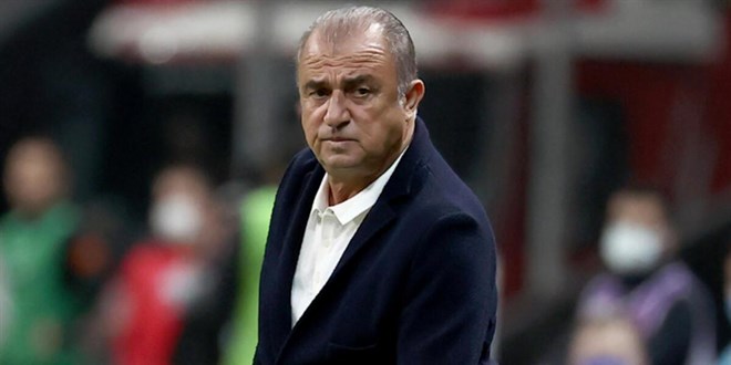 Fatih Terim'e 'hakaret ieren tezahrat' yapan kiiye dava