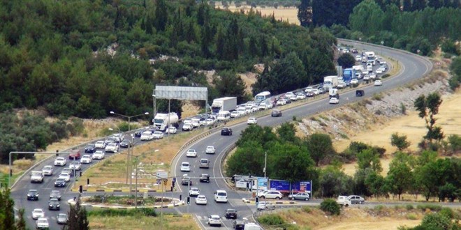 Ara kuyruunun bir ucu Aydn'da, bir ucu Mula'da