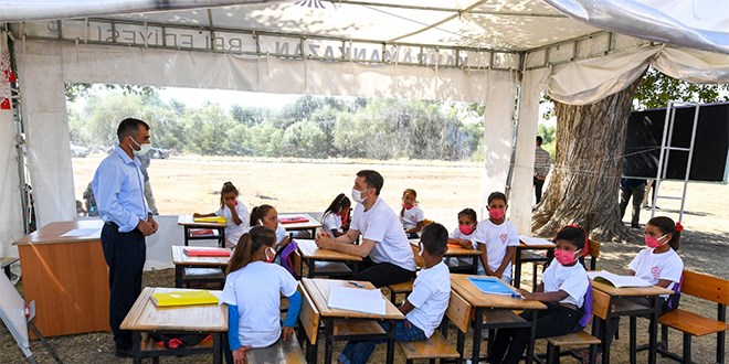 stifa etti denilen Bakan Seluk mobil okul etkinliine katld