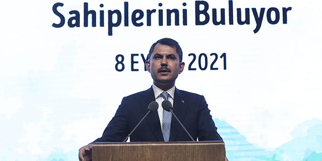 'Bugn afetlerde enkazn altnda kalan bir Trkiye yok'