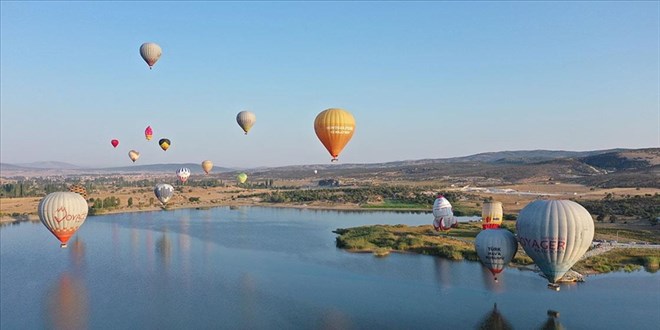 Afyonkarahisar turist hedefinde tay ykseltti