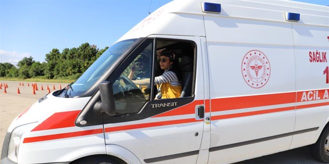 Ambulans ofrlerine sr teknikleri eitimi