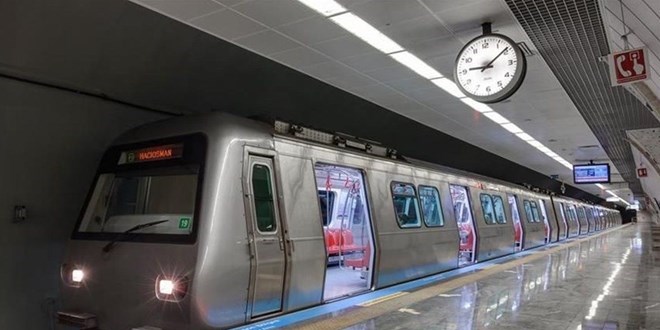 stanbul metrosunda cretsiz internet dnemi